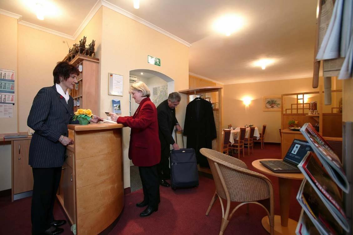 Frühstückspension Sauer Garni Neu-Isenburg