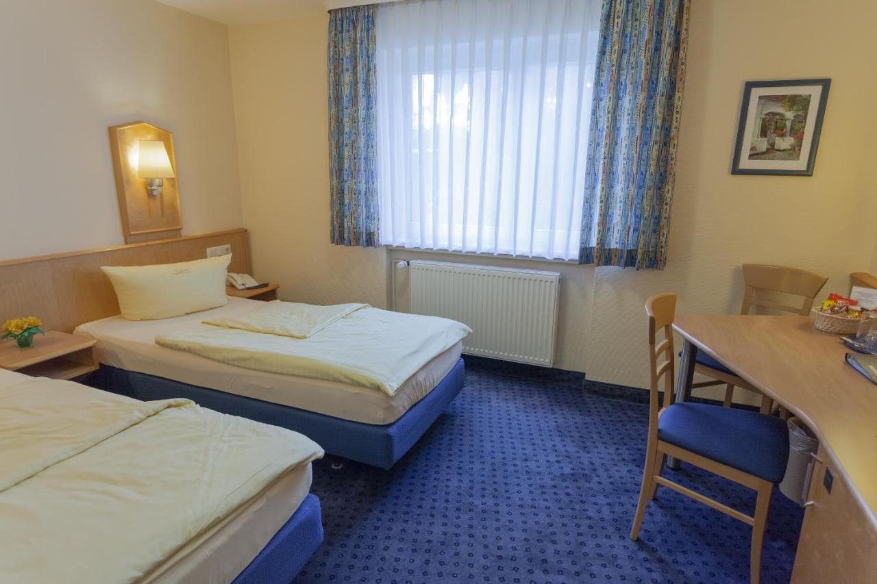Sauer Garni 3* Neu-Isenburg