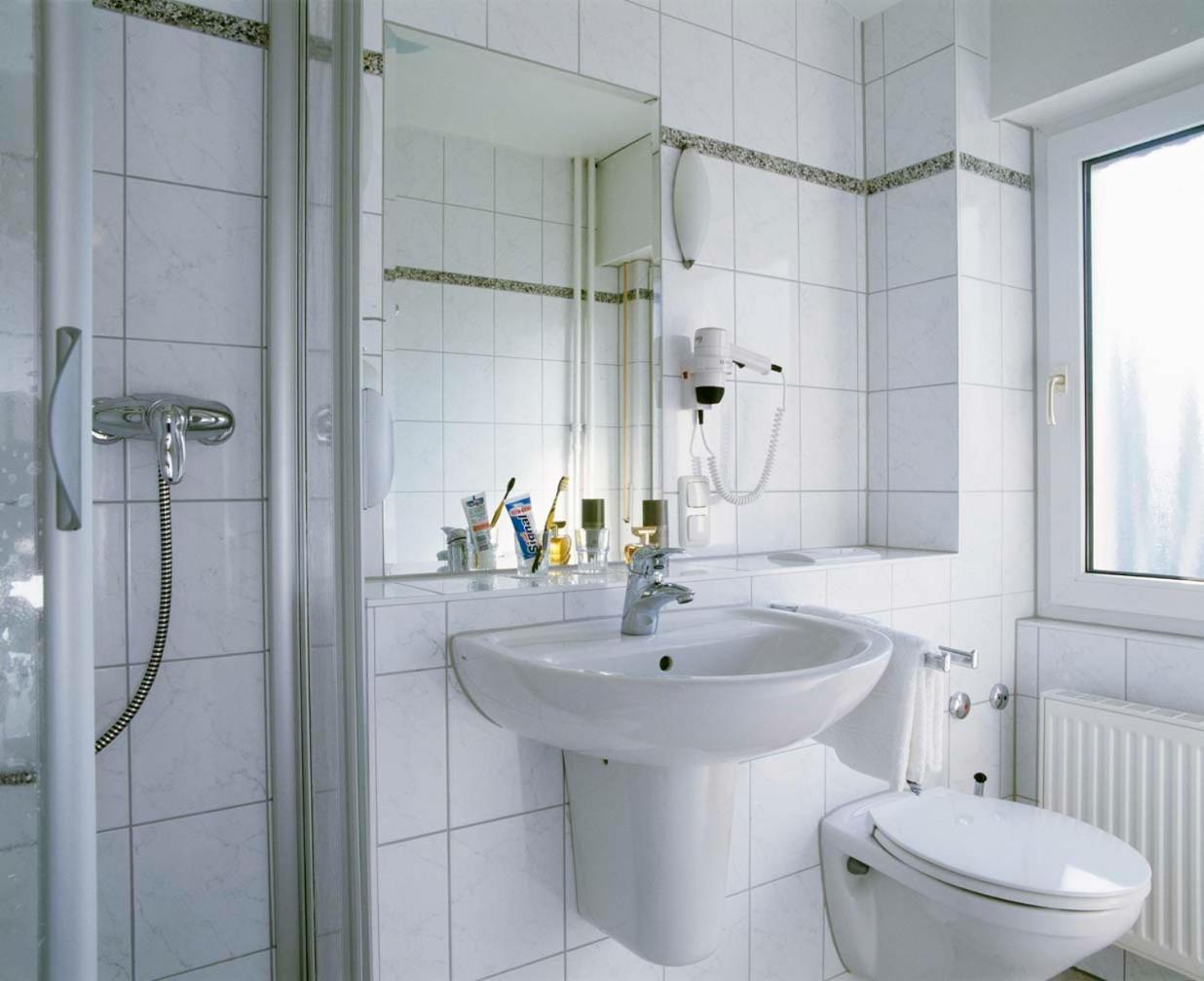 Sauer Garni Bed & Breakfast Neu-Isenburg
